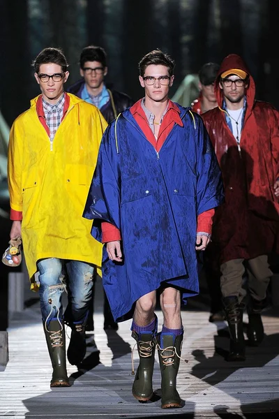 Look 38